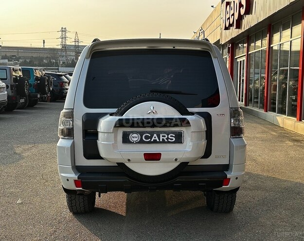 Mitsubishi Pajero 2012, 213,000 km - 3.5 л - Bakı