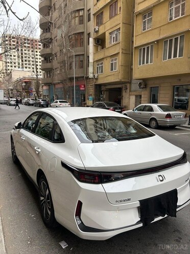 Changan Qiyuan A05 2025, 0 km - 1.5 л - Bakı