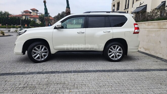 Toyota Land Cruiser Prado 2011, 248,000 km - 2.7 л - Bakı
