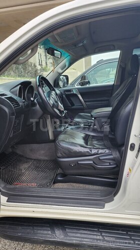 Toyota Land Cruiser Prado 2011, 248,000 km - 2.7 л - Bakı