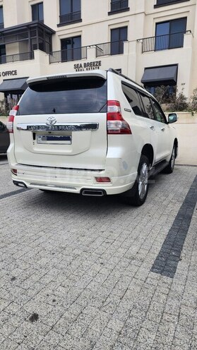 Toyota Land Cruiser Prado 2011, 248,000 km - 2.7 л - Bakı