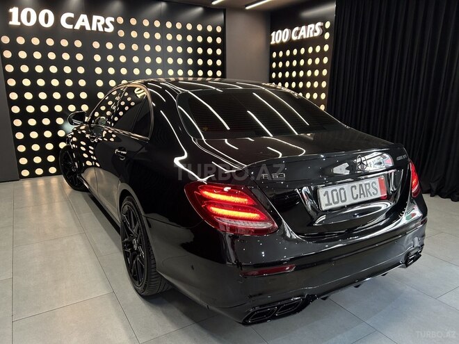 Mercedes E 300-4