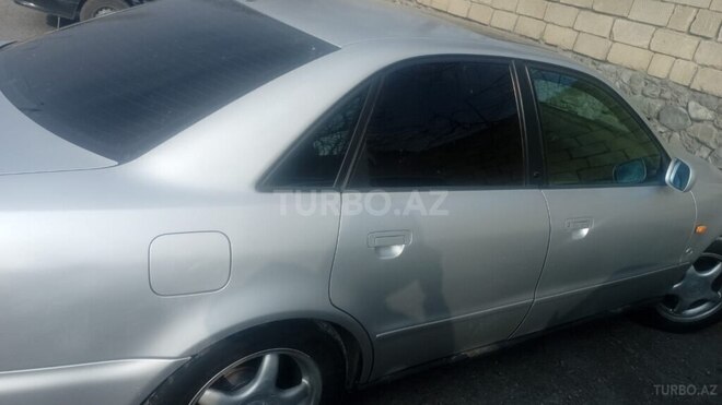Audi A4 1995, 360,000 km - 2.8 l - Şəki
