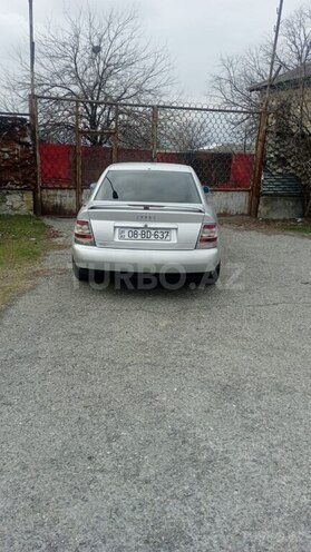 Audi A4 1995, 360,000 km - 2.8 l - Şəki