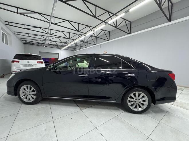 Toyota Camry-7