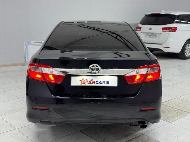 Toyota Camry-2