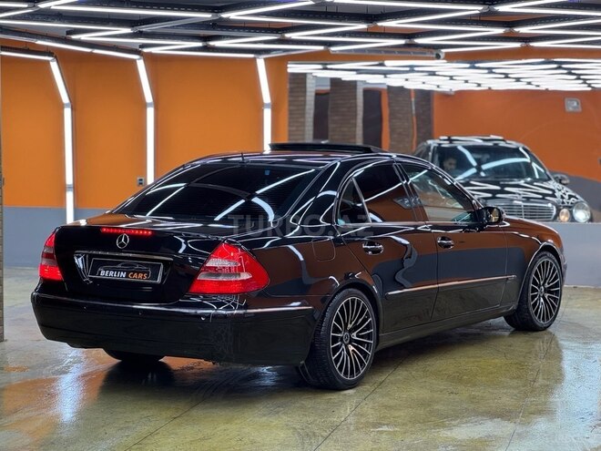 Mercedes E 220-9