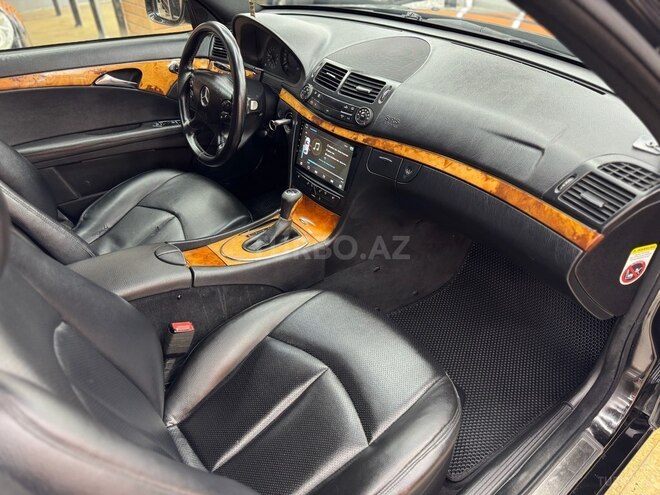 Mercedes E 220-20