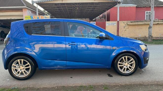 Chevrolet Aveo 2011, 226,000 km - 1.4 l - Biləsuvar