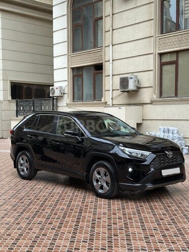Toyota RAV4 2023, 27,000 km - 2.0 l - Bakı