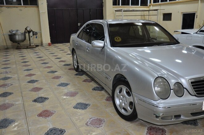 Mercedes E 200 2000, 390,000 km - 2.0 l - Gəncə