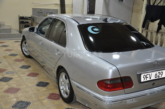 Mercedes E 200 2000, 390,000 km - 2.0 l - Gəncə