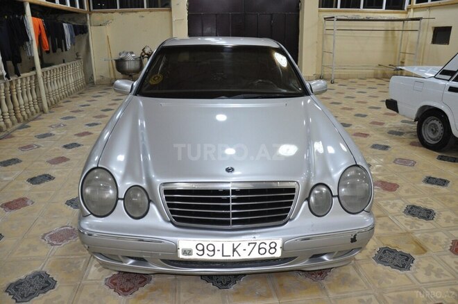 Mercedes E 200 2000, 390,000 km - 2.0 l - Gəncə