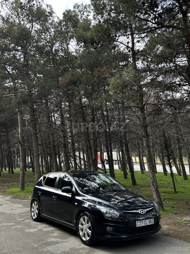 Hyundai i30 2010, 228,000 km - 1.4 l - Bakı