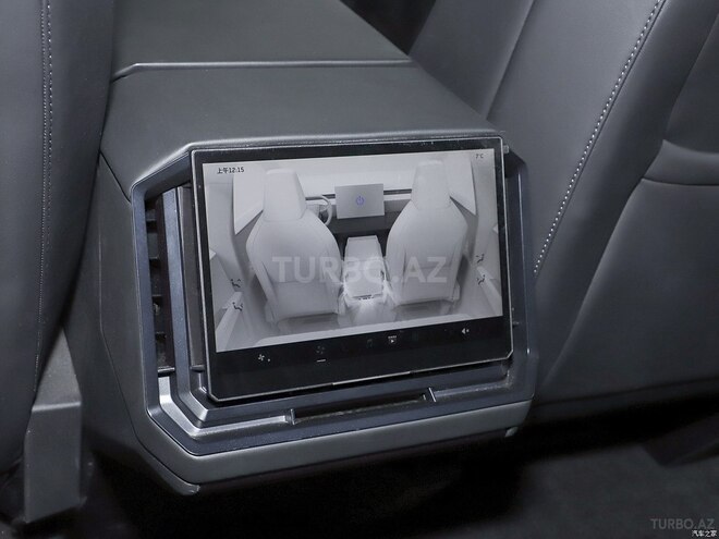 Tesla Cybertruck-12
