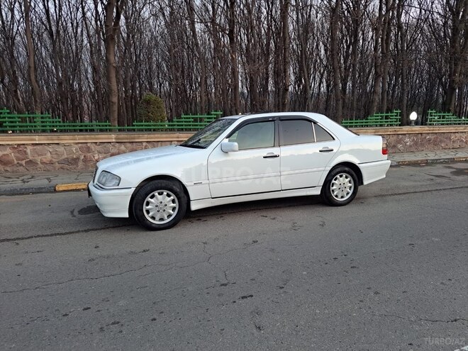 Mercedes C 230 1998, 210,000 km - 2.3 l - Tovuz