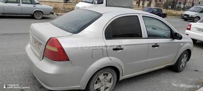 Chevrolet Aveo-5