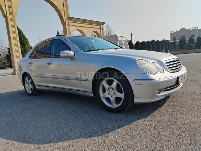 Mercedes C 220 d 2000, 369,000 km - 2.2 l - Bərdə