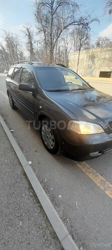 Opel Astra 1999, 402,000 km - 1.6 l - Quba