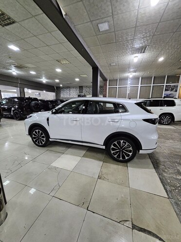 Changan Qiyuan Q05-5