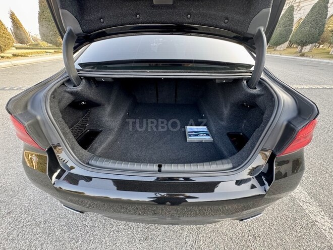 BMW 530 2017, 104,500 km - 2.0 л - Gəncə