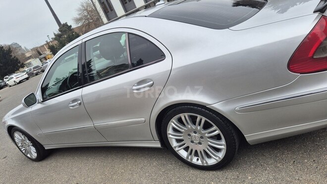 Mercedes E 350 2007, 286,000 km - 3.5 l - Bakı
