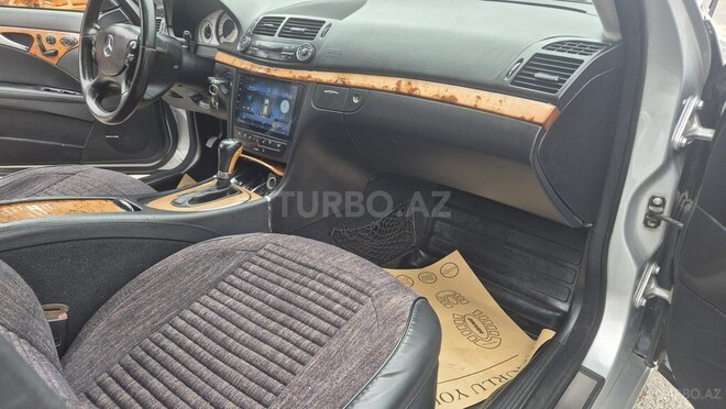 Mercedes E 350 2007, 286,000 km - 3.5 l - Bakı