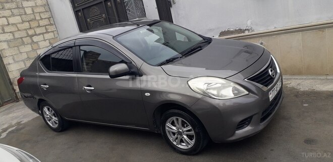 Nissan Sunny 2013, 153,500 km - 1.2 л - Bakı