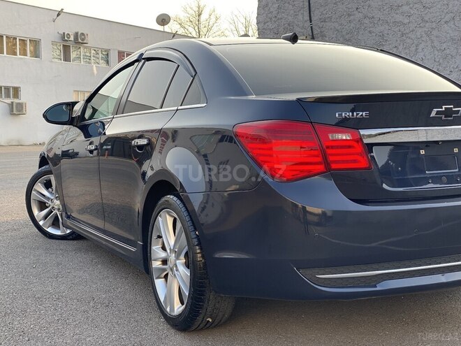 Chevrolet Cruze-10