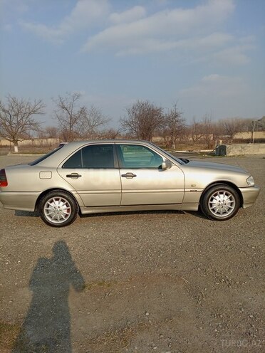 Mercedes C 240 1998, 575,000 km - 2.4 л - Yevlax