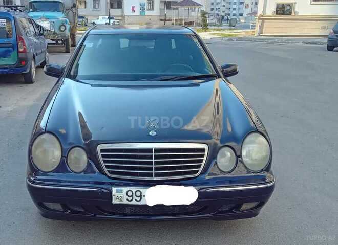 Mercedes E 220 d-1