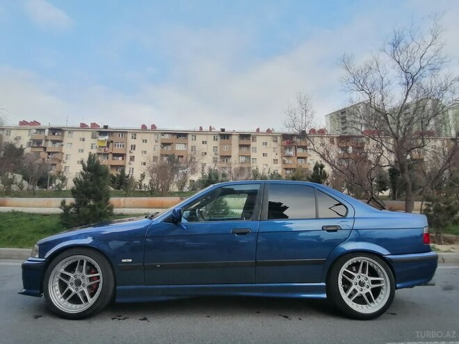 BMW 320 1998, 236,000 km - 2.0 l - Bakı