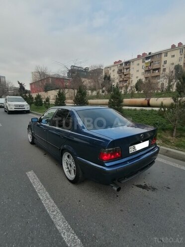 BMW 320 1998, 236,000 km - 2.0 l - Bakı