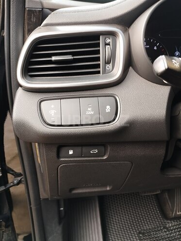 Kia Sorento-16