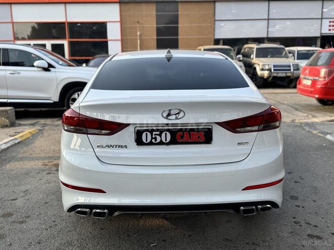 Hyundai Elantra 2016, 240,000 km - 1.4 l - Sumqayıt