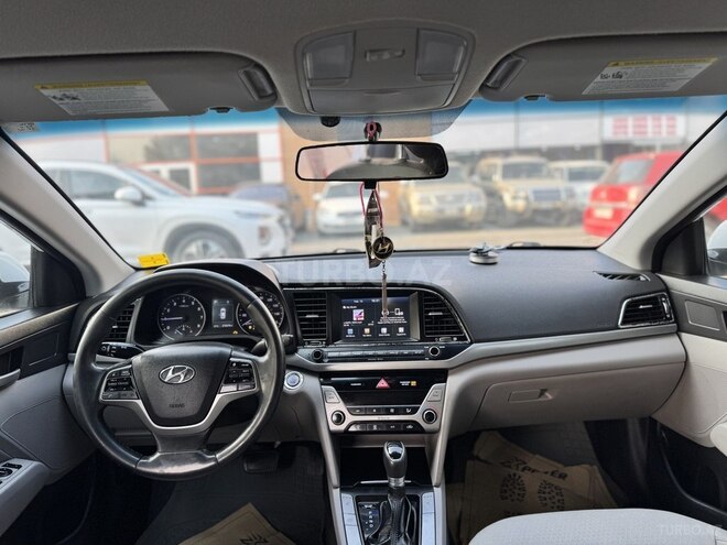 Hyundai Elantra 2016, 240,000 km - 1.4 l - Sumqayıt