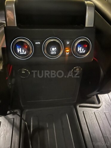 Land Rover Discovery 2018, 88,800 km - 3.0 l - Bakı