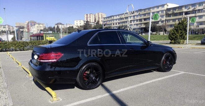 Mercedes E 220 d-5