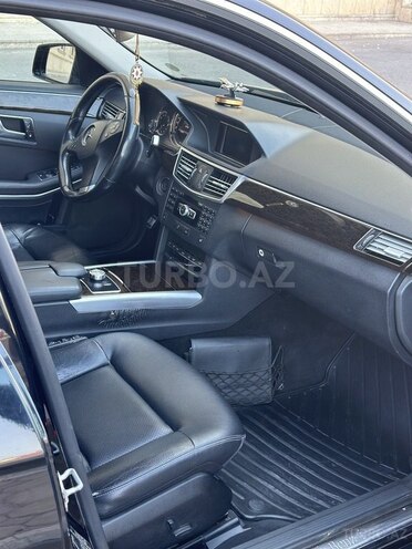 Mercedes E 220 d-7