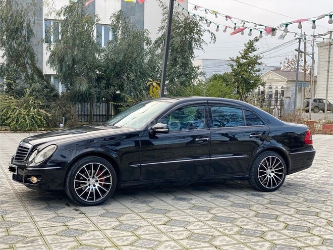 Mercedes E 220 d-5