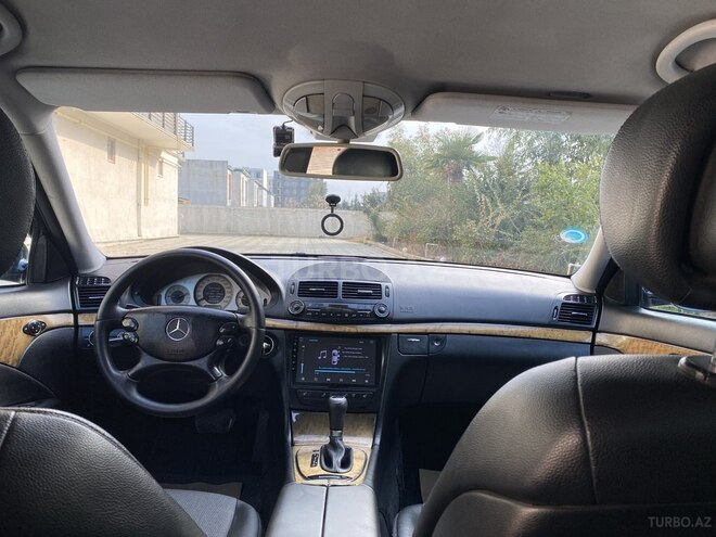 Mercedes E 220 d-9