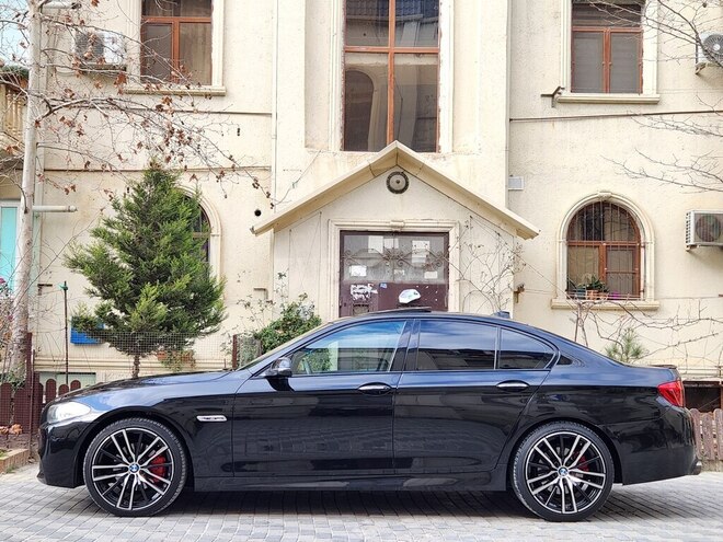 BMW 528 2014, 204,500 km - 2.0 l - Bakı