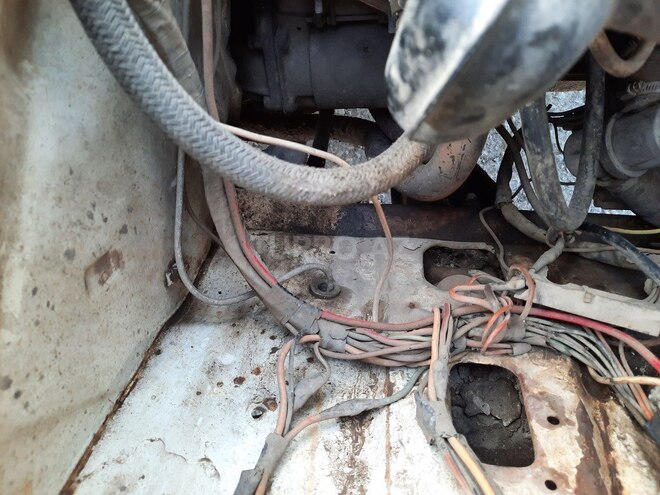 LADA (VAZ) 2106 1985, 76,556 km - 1.3 l - Salyan
