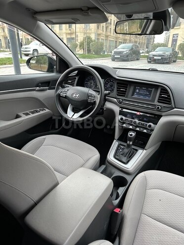 Hyundai Elantra 2019, 71,000 km - 2.0 l - Bakı