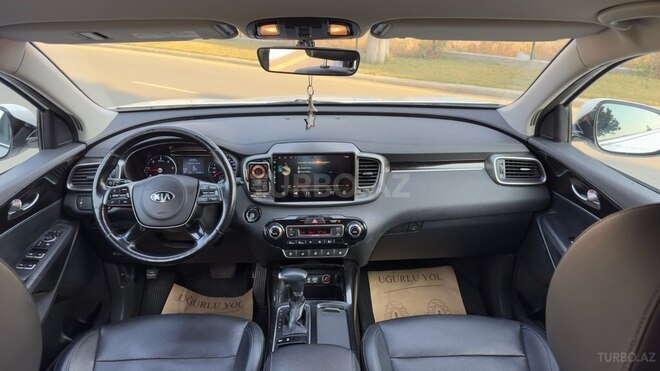 Kia Sorento-10