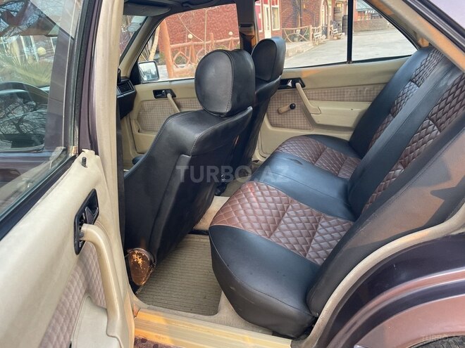 Mercedes 190 1990, 437,231 km - 2.0 l - Bakı