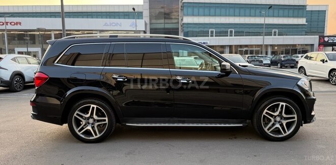 Mercedes GL 450 4MATIC-12