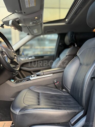 Mercedes GL 450 4MATIC-17