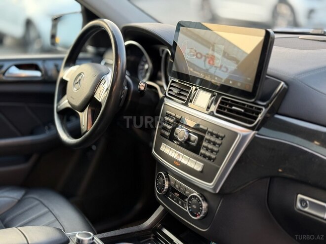 Mercedes GL 450 4MATIC-15