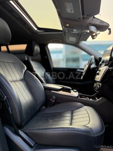 Mercedes GL 450 4MATIC-16